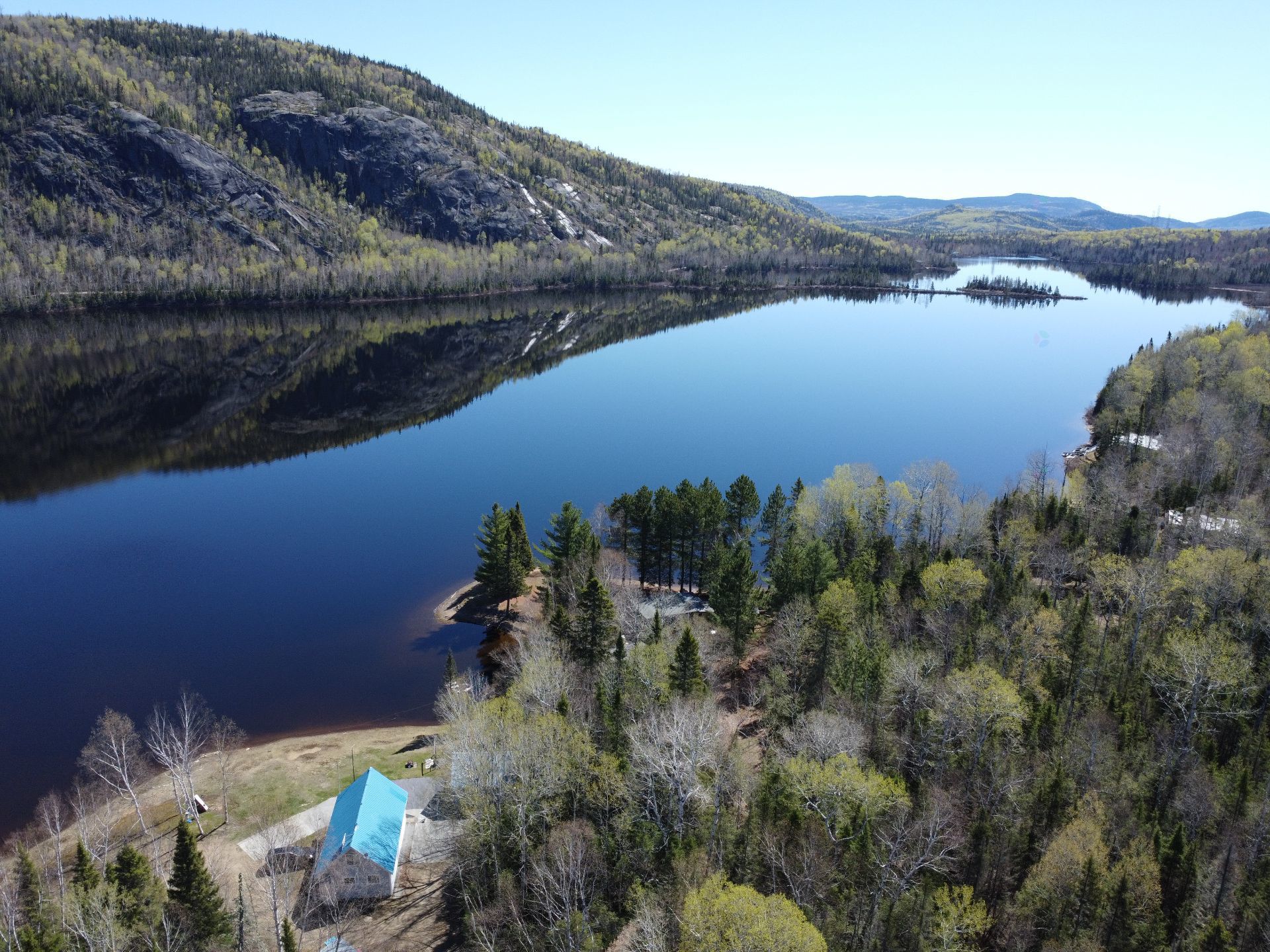 1 Ch. du Lac de la Rivière Noire — photo 2