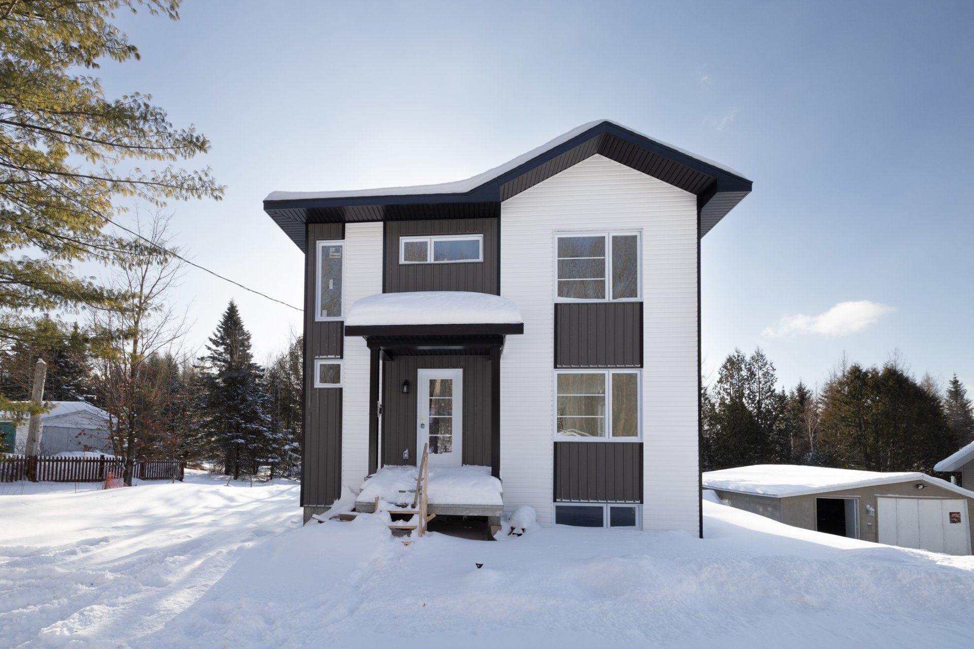 Two or more storey for sale, Québec