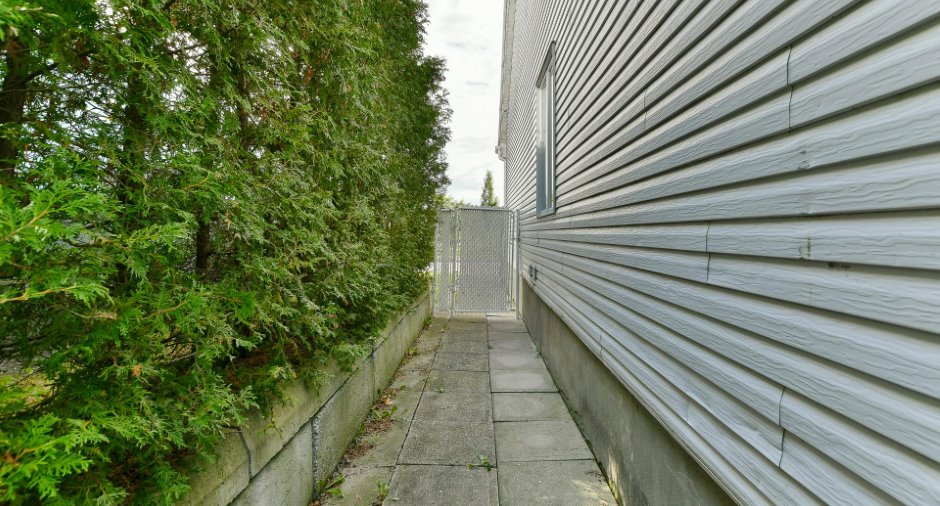 Entrée extérieure