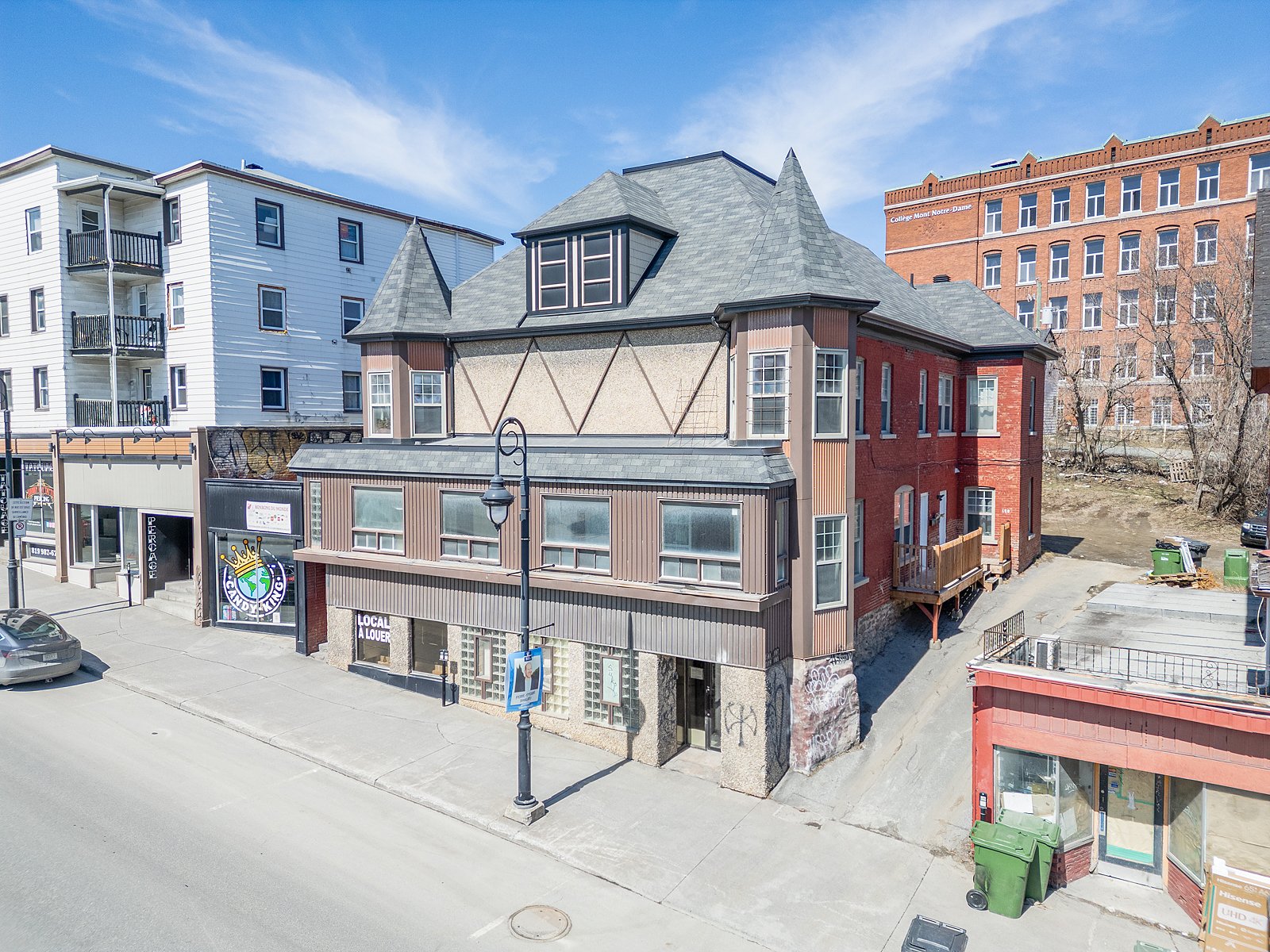 Propriété à revenus à vendre, Sherbrooke