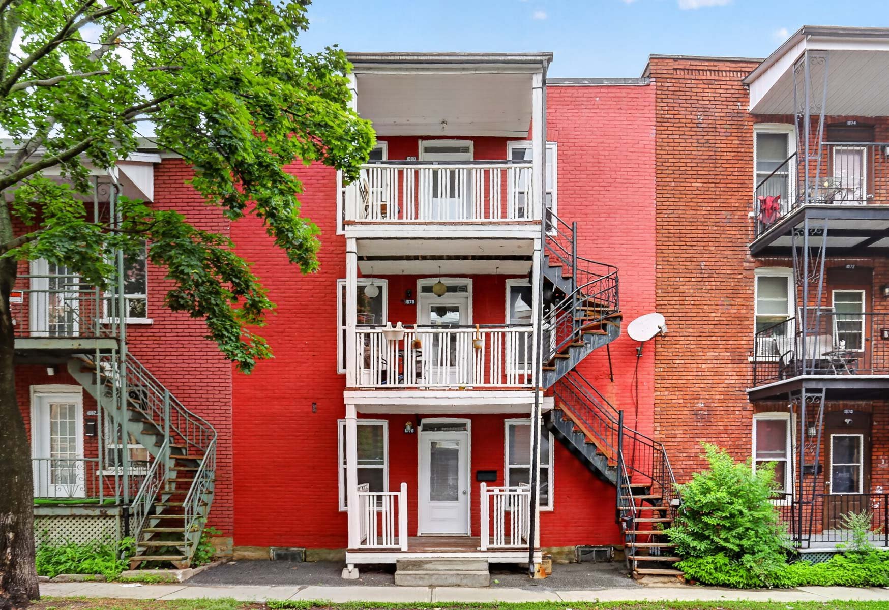 1076-1080 Rue Ste-Angèle — photo 1