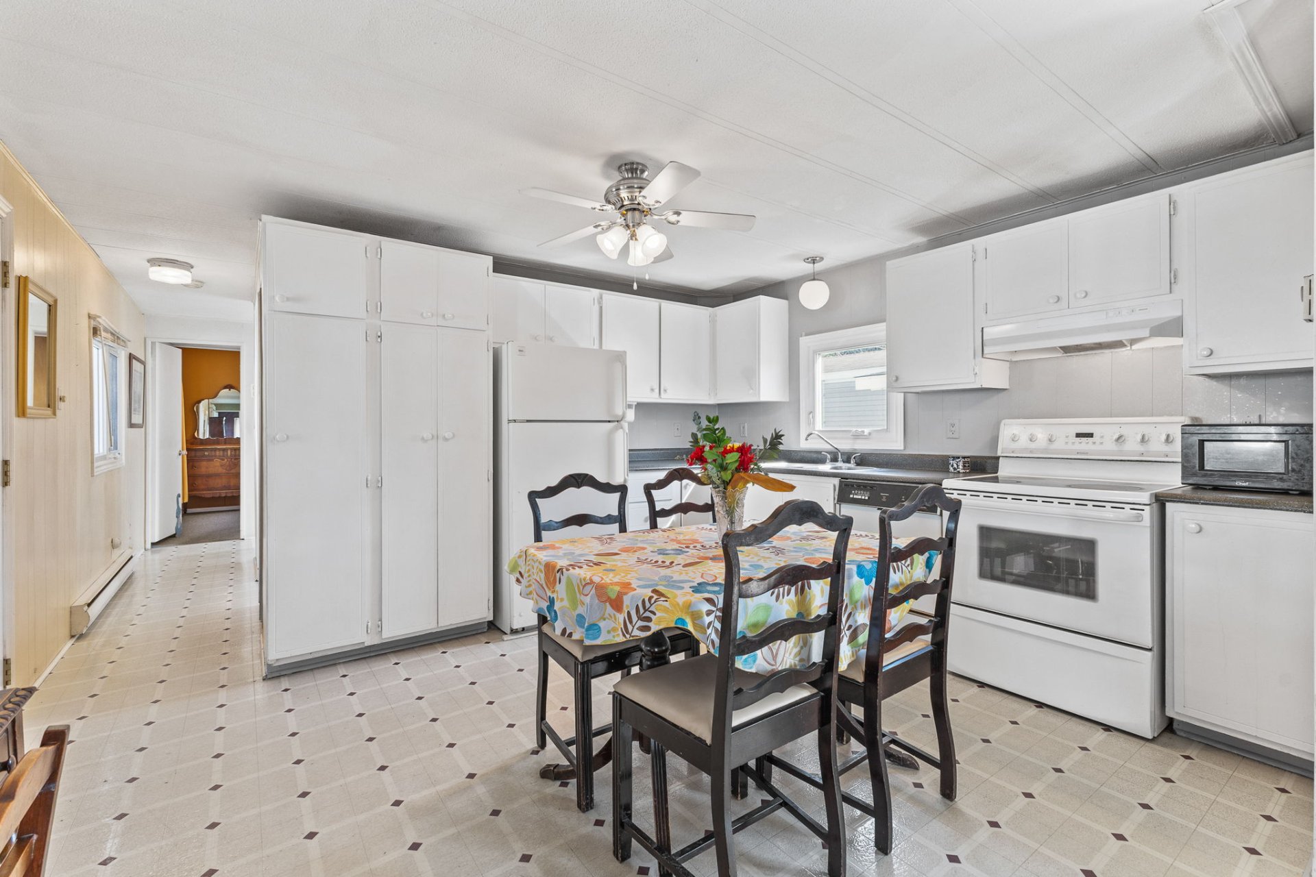 30 7e Avenue O. — photo 2
