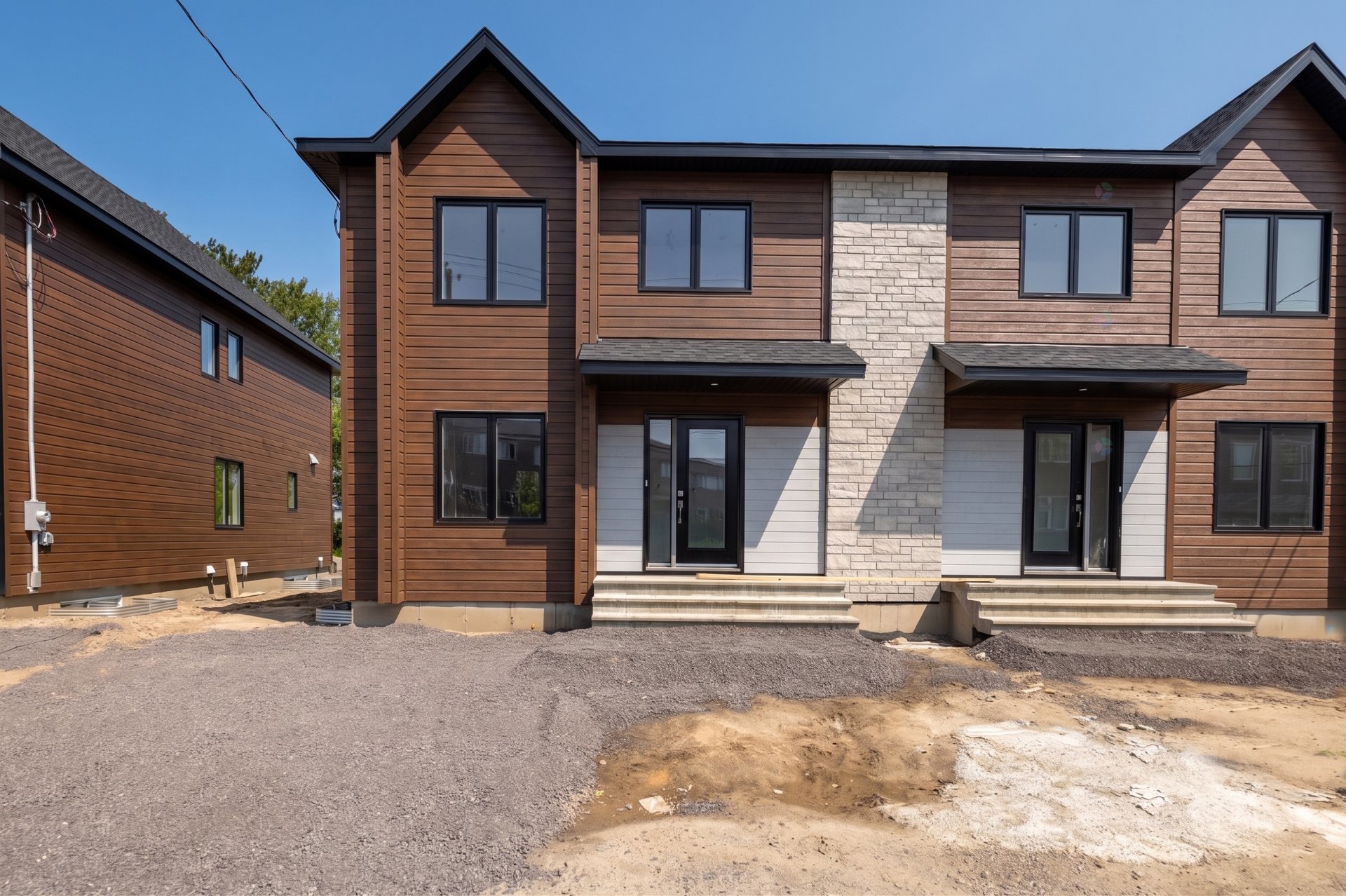 2373 Av. Notre-Dame — photo 1