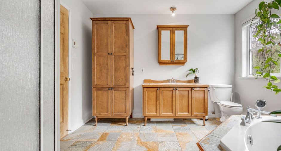 Salle de bains attenante à la CCP