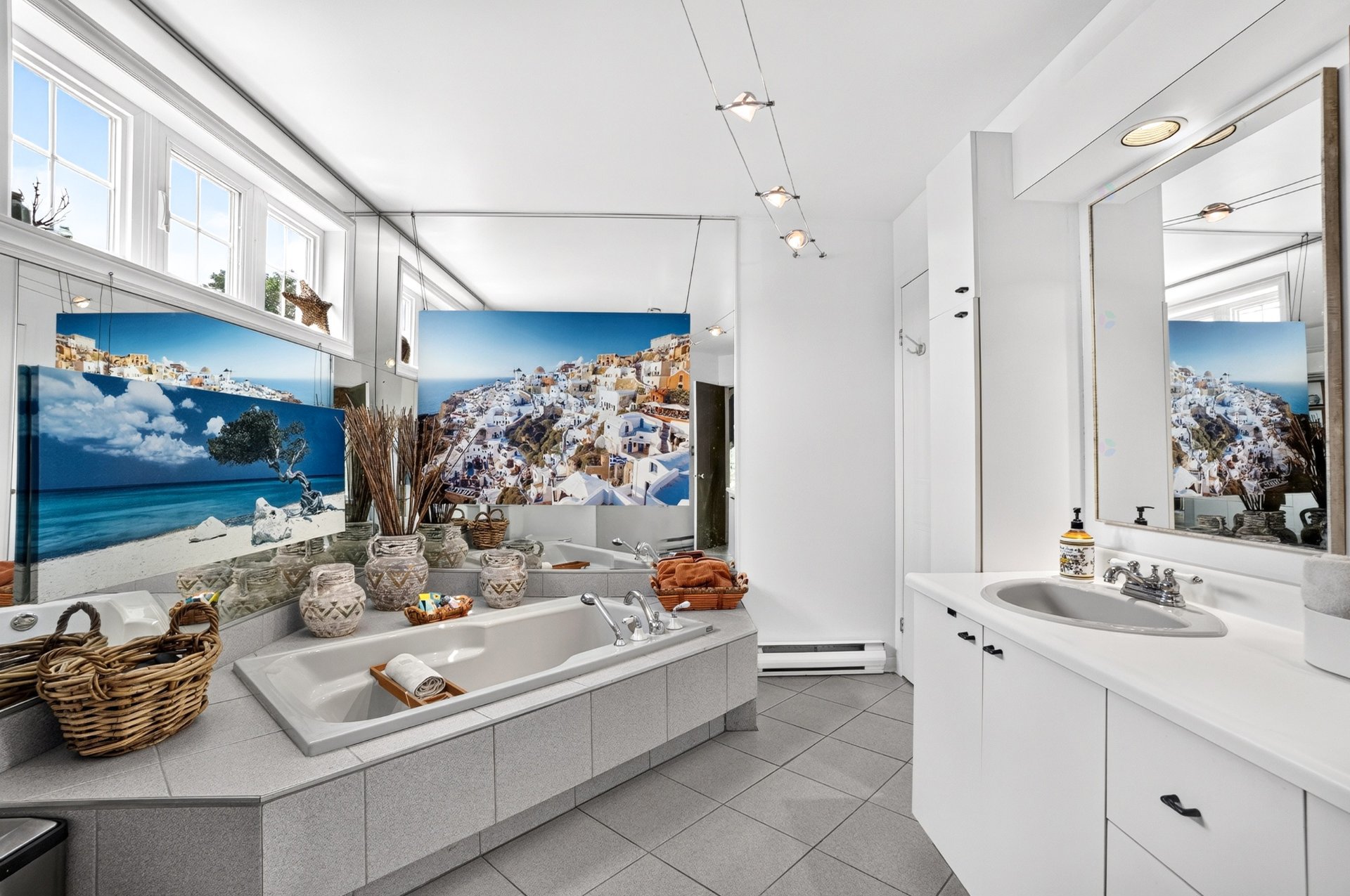 Salle de bains attenante à la CCP