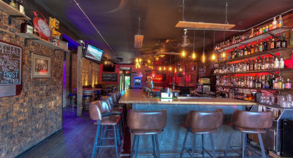 Bar
