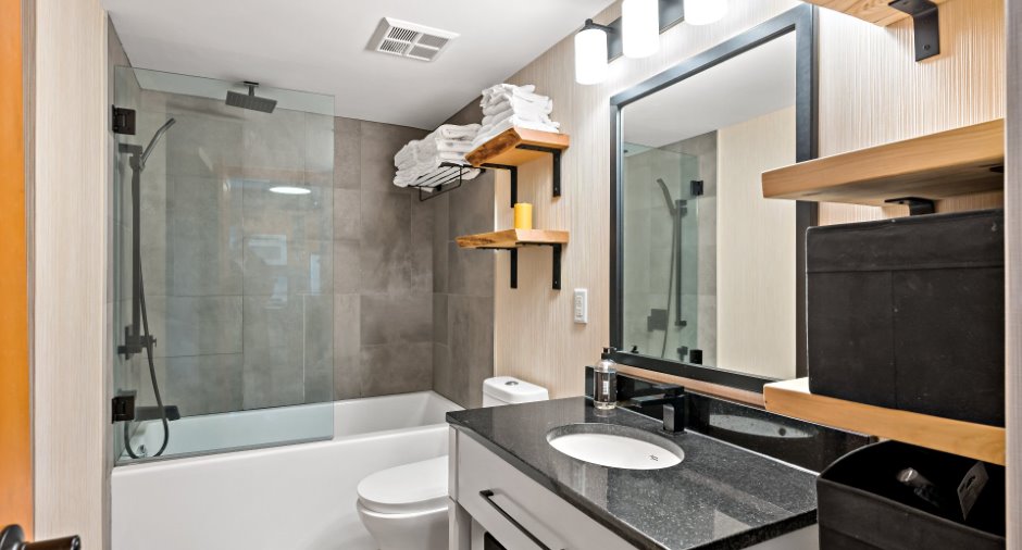 Salle de bains attenante à la CCP