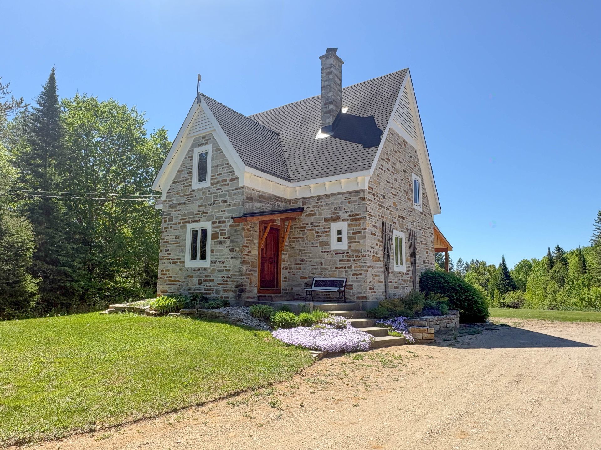 1440 Ch. de Boileau — photo 1