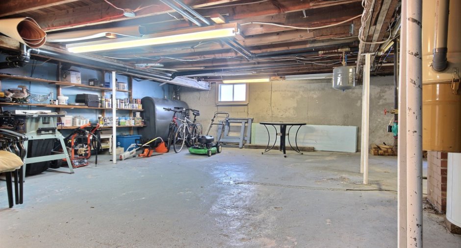 Cave/ chambre froide