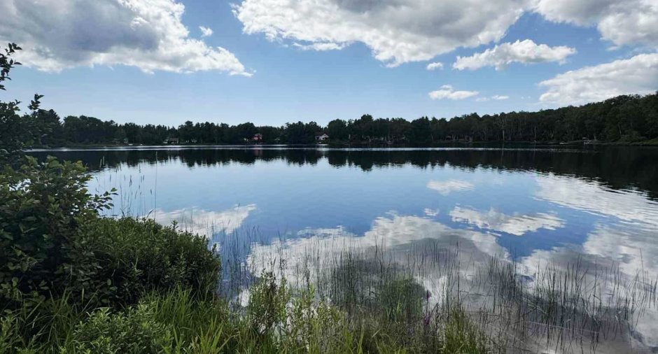 Accès au plan d'eau