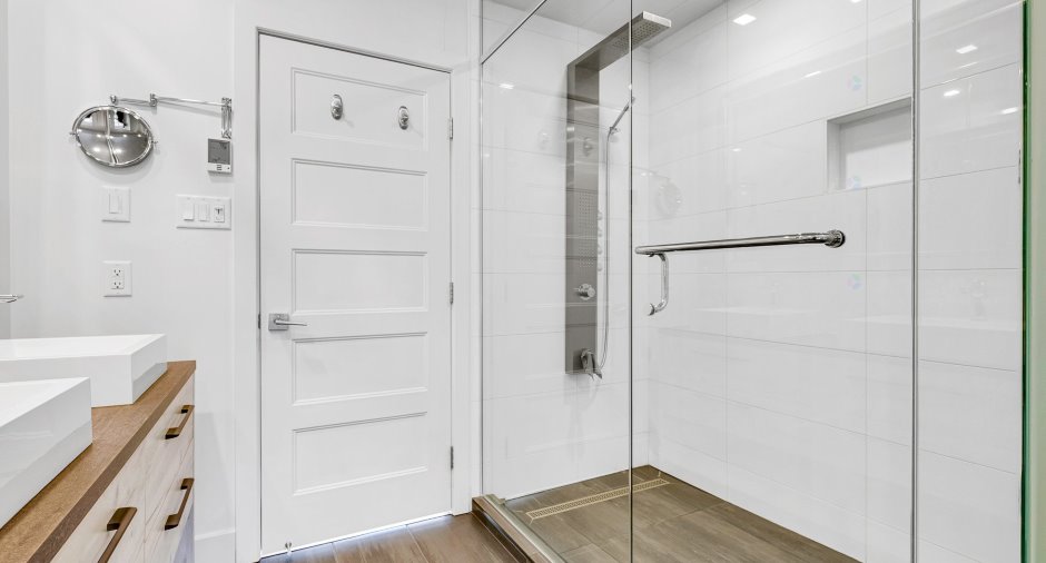 Salle de bains attenante à la CCP