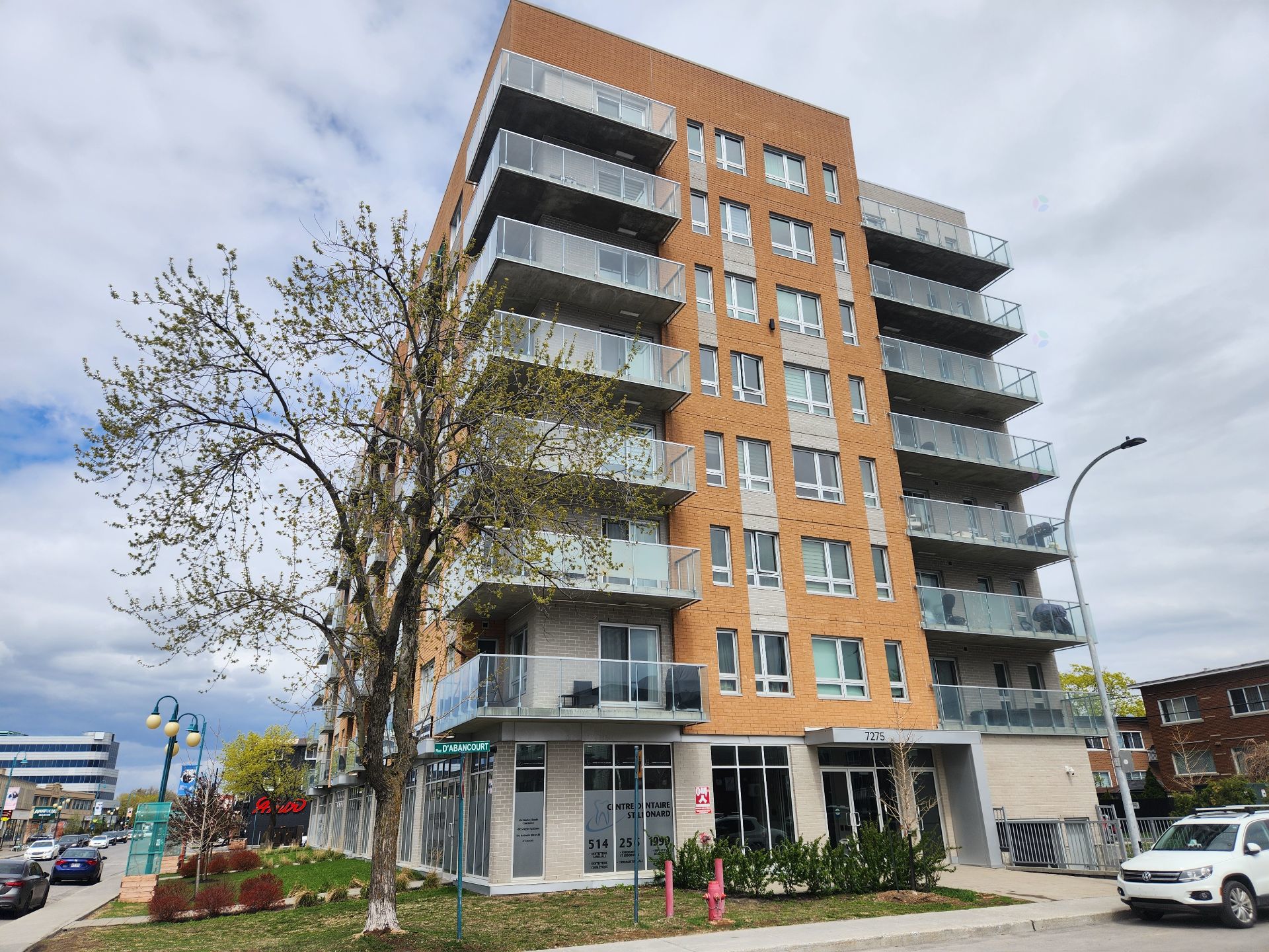 7275 Rue d'Abancourt (#802) — photo 1