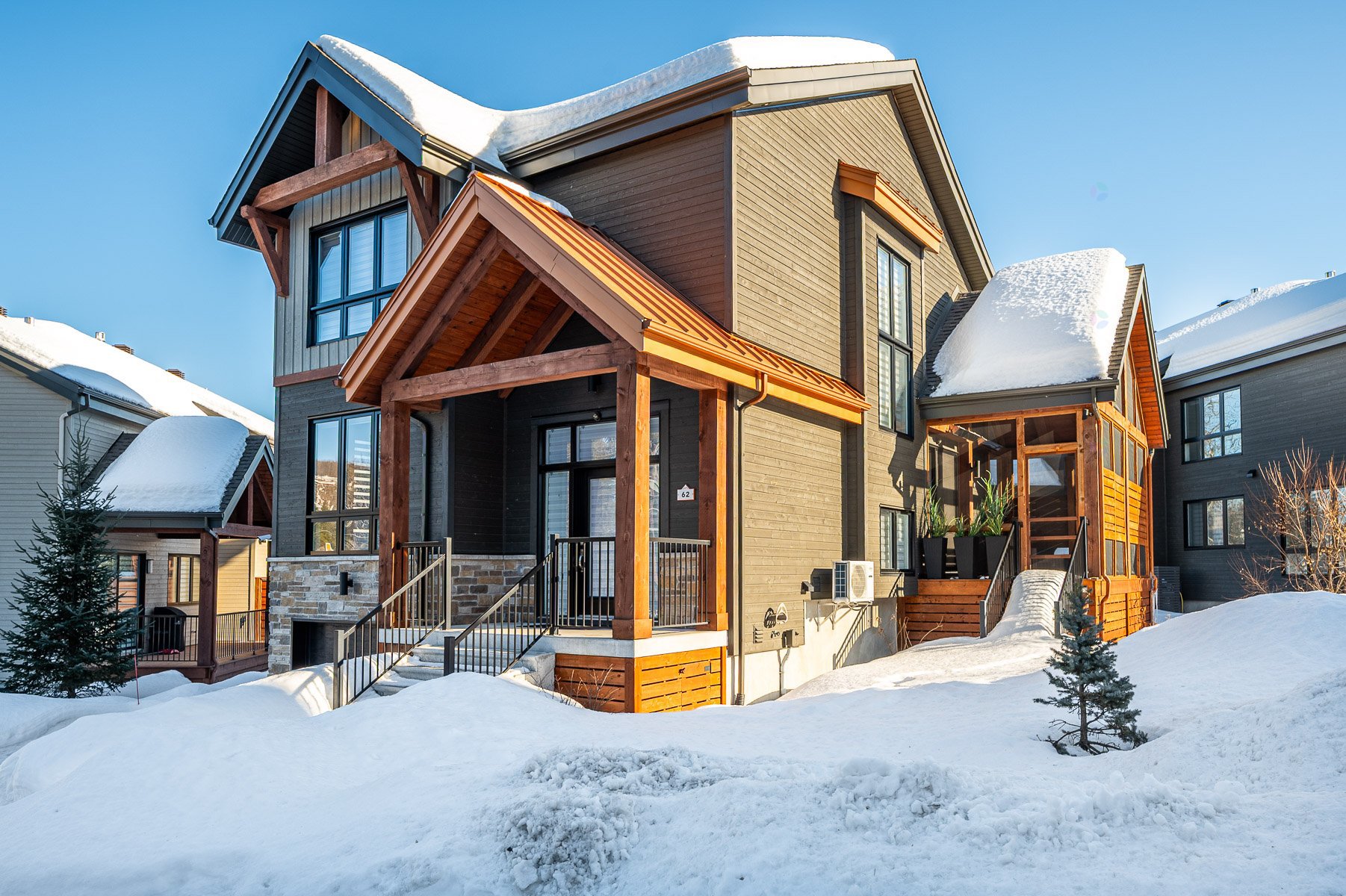 62Z Av. Filion — photo 2