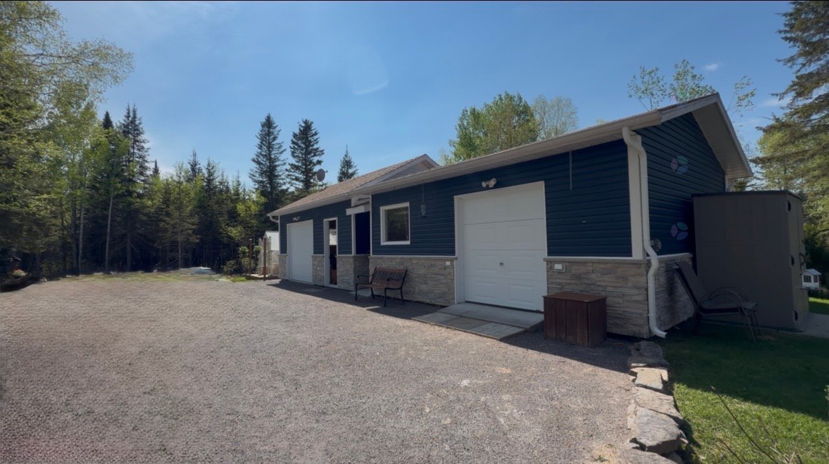 357 5e chemin du Lac-Sébastien — photo 2