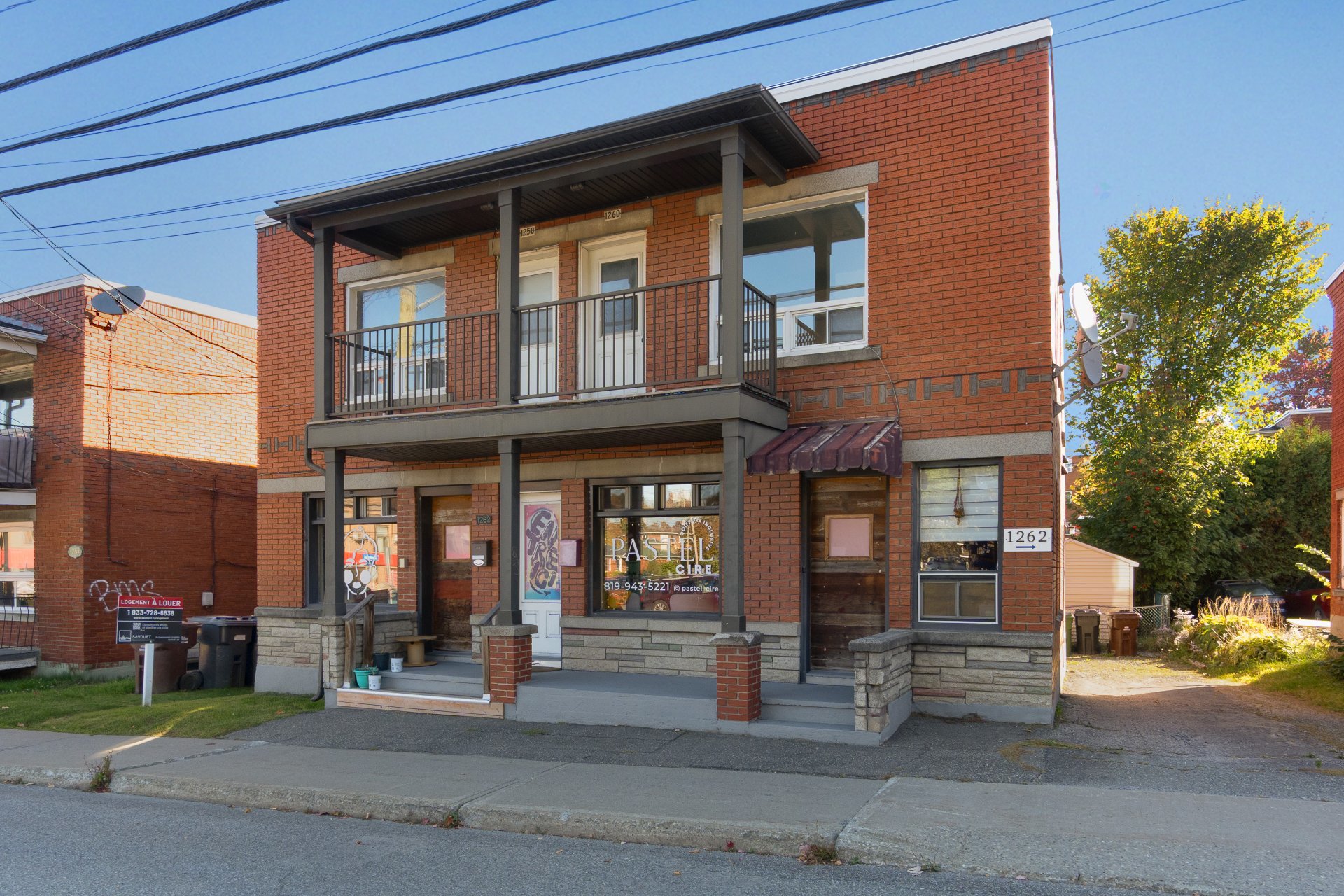 1258-1262 Rue Belvédère S. — photo 1