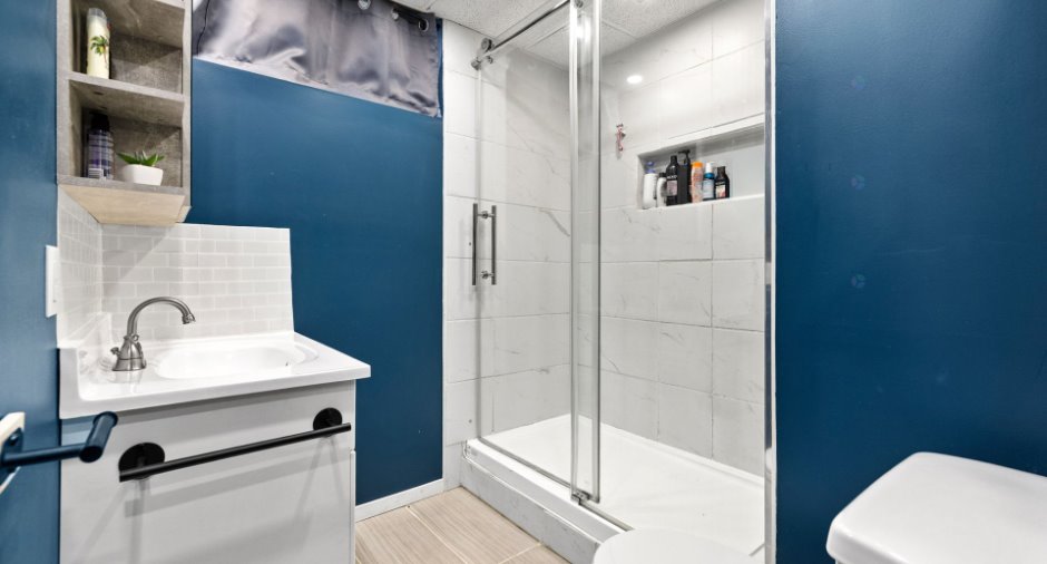 Salle de bains attenante à la CCP