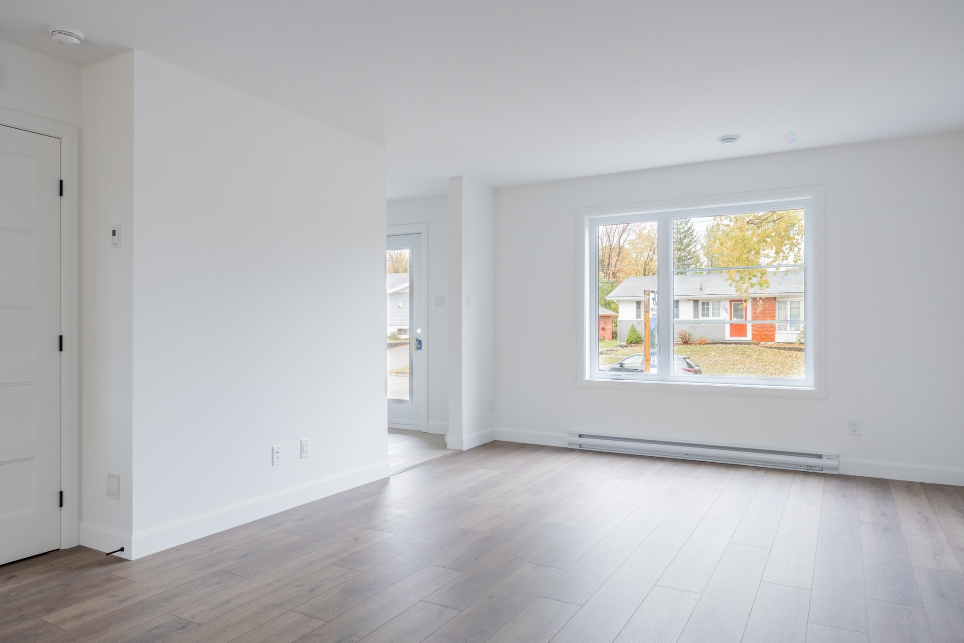 1379 Rue Helena — photo 3