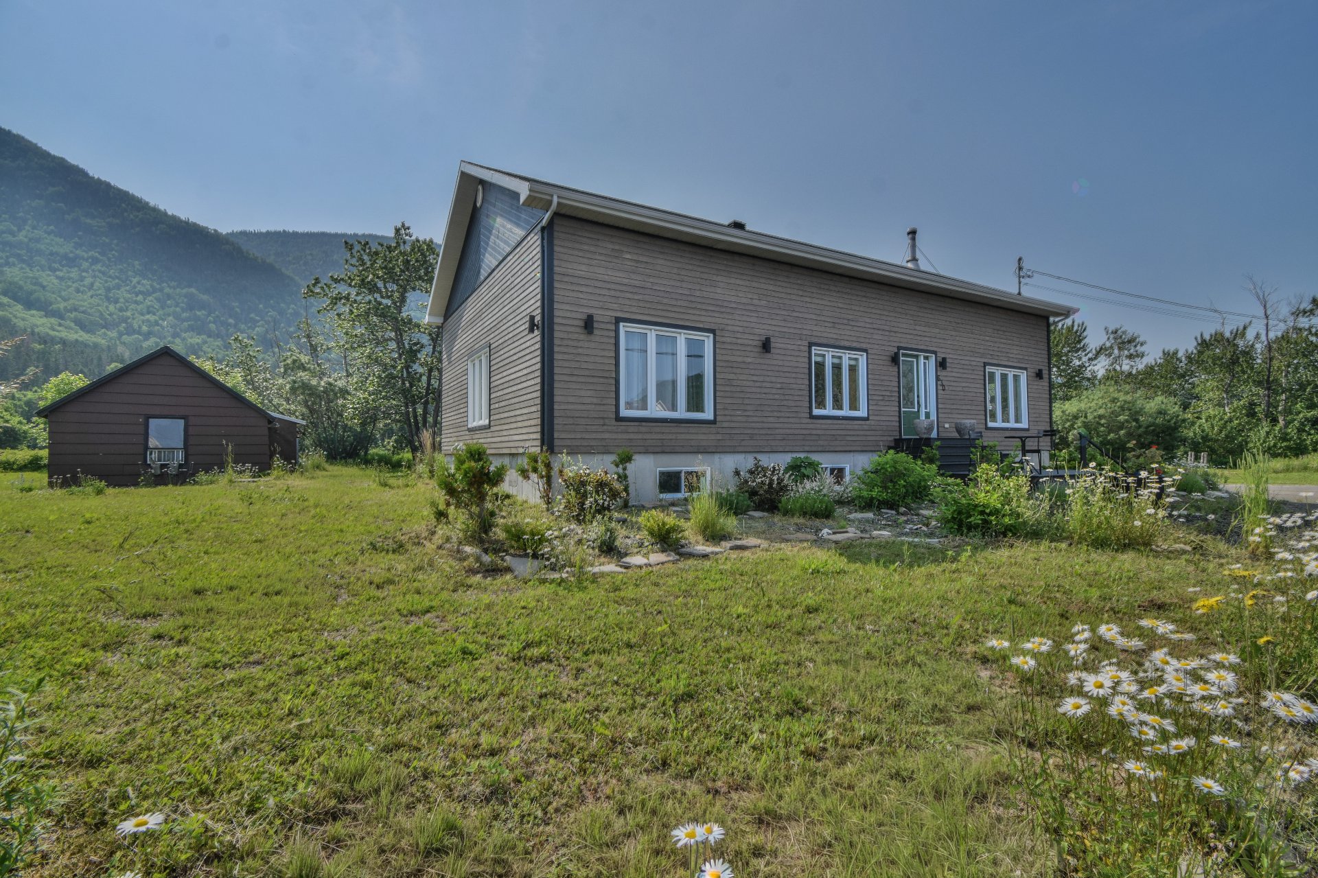 630 Rue Principale E. — photo 1