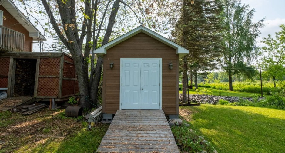 Shed