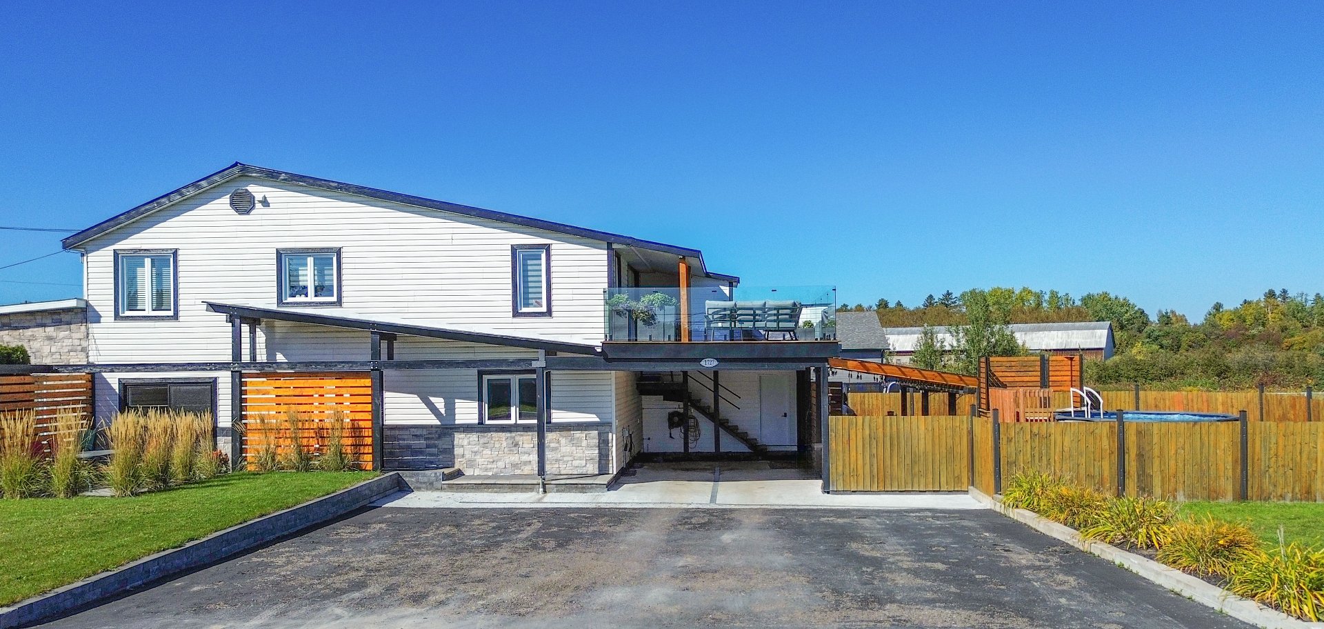 1727 Rue Michaël — photo 1