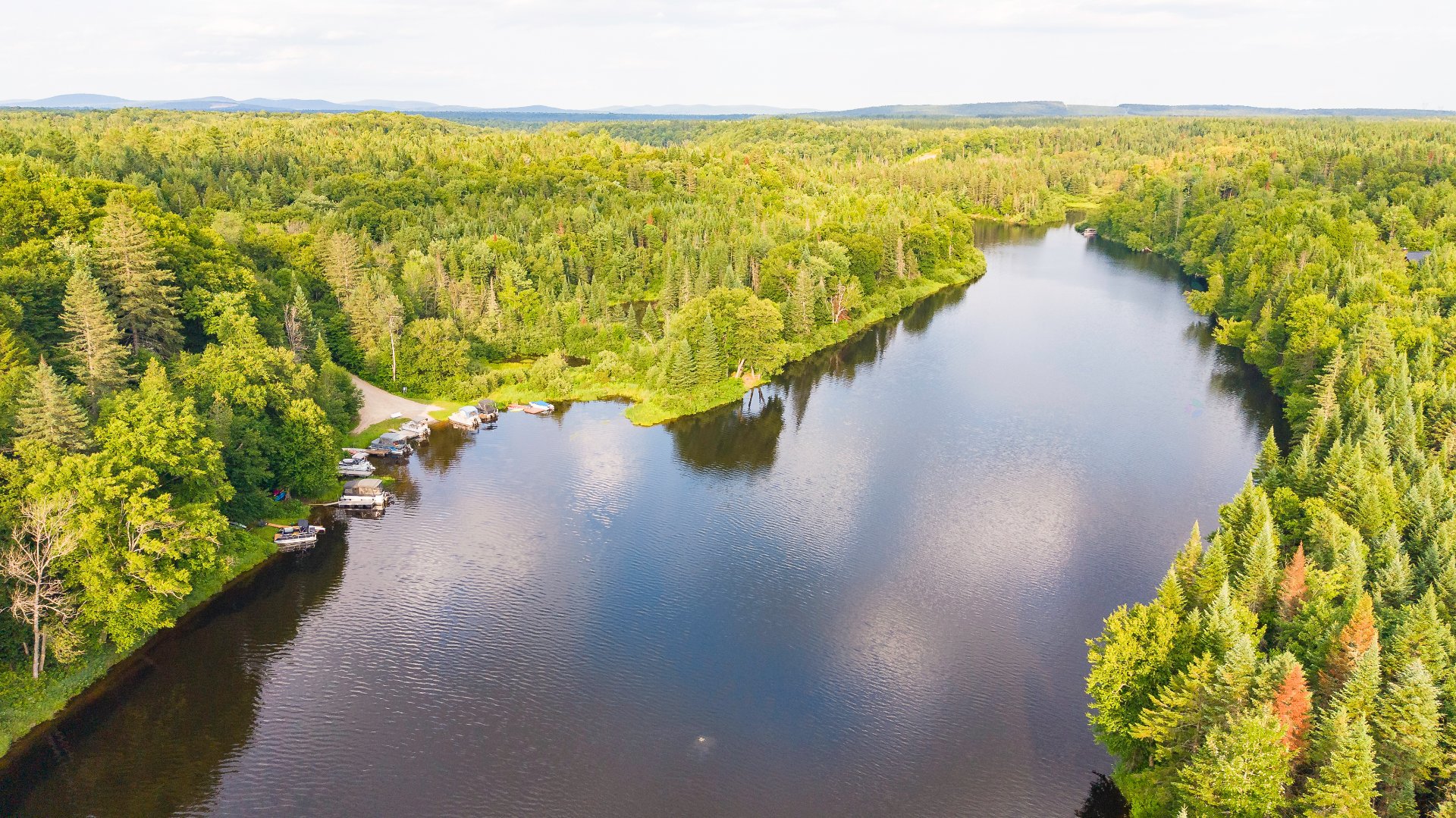 Vue sur l'eau