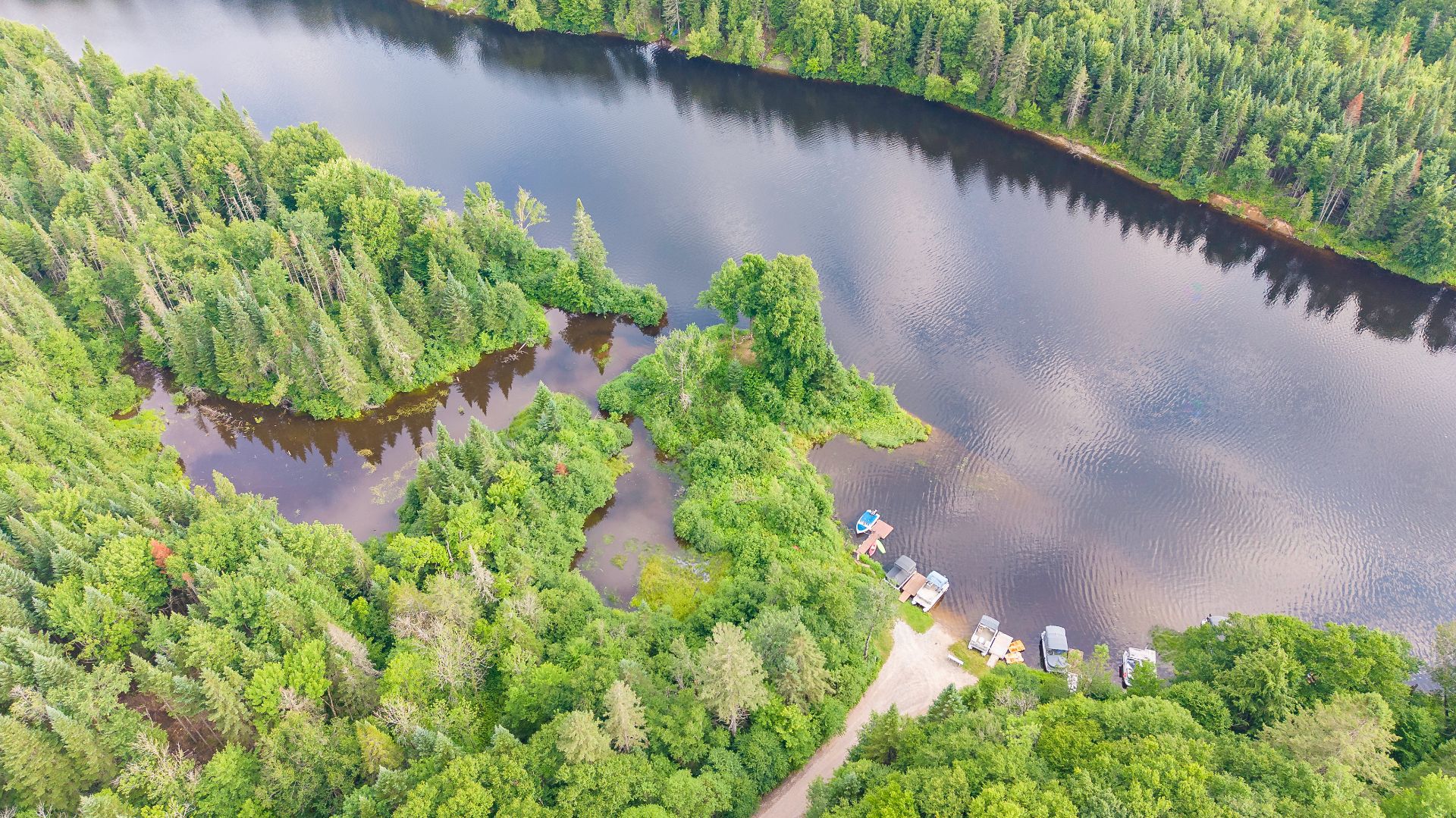 Vue sur l'eau
