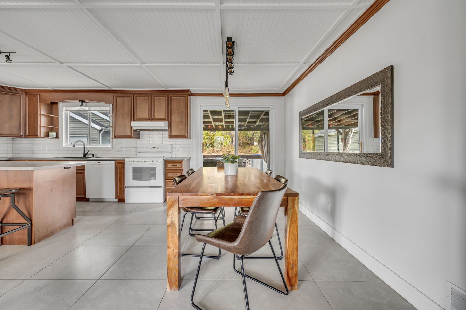 2202 Rue de la Belle-Meunière N. — photo 3