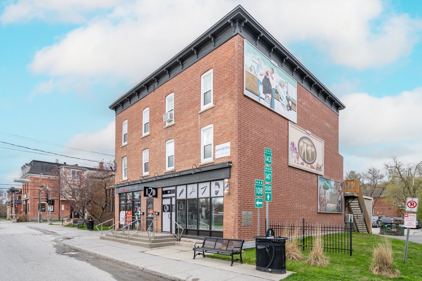Commercial rental space/Office for rent, Sherbrooke