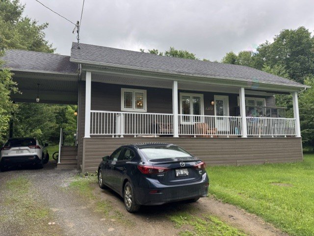 1273 Ch. de St-Jean-Sur-le-Lac — photo 1