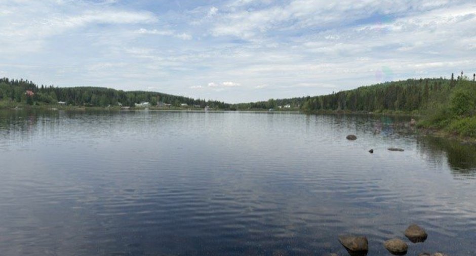 Vue sur l'eau