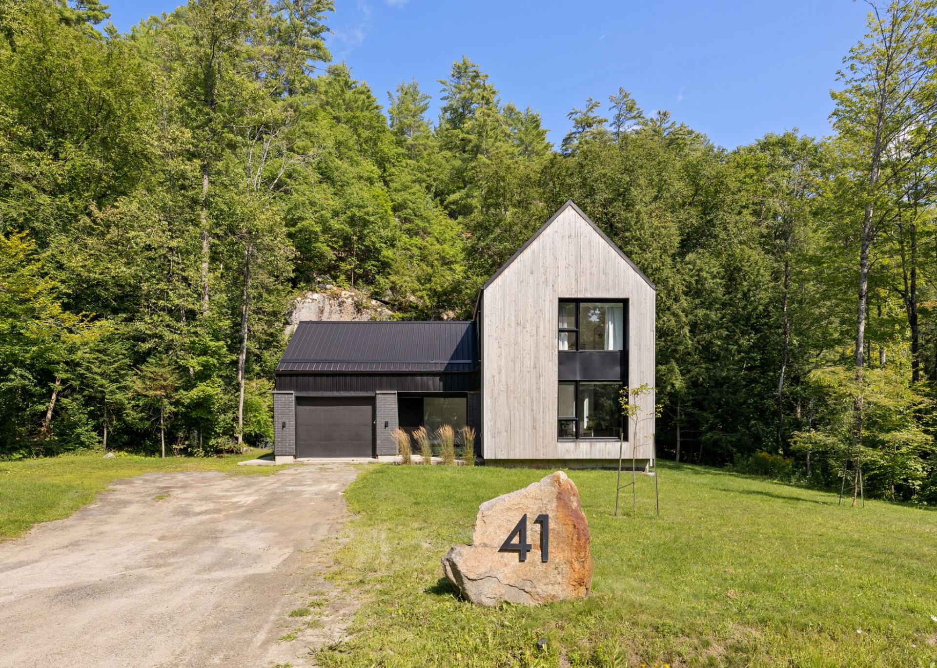 41 Ch. Karen — photo 1