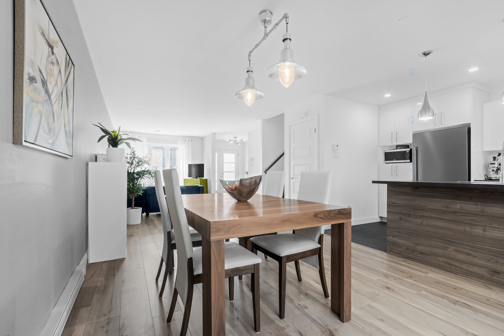 1381 Rue du Maud — photo 3