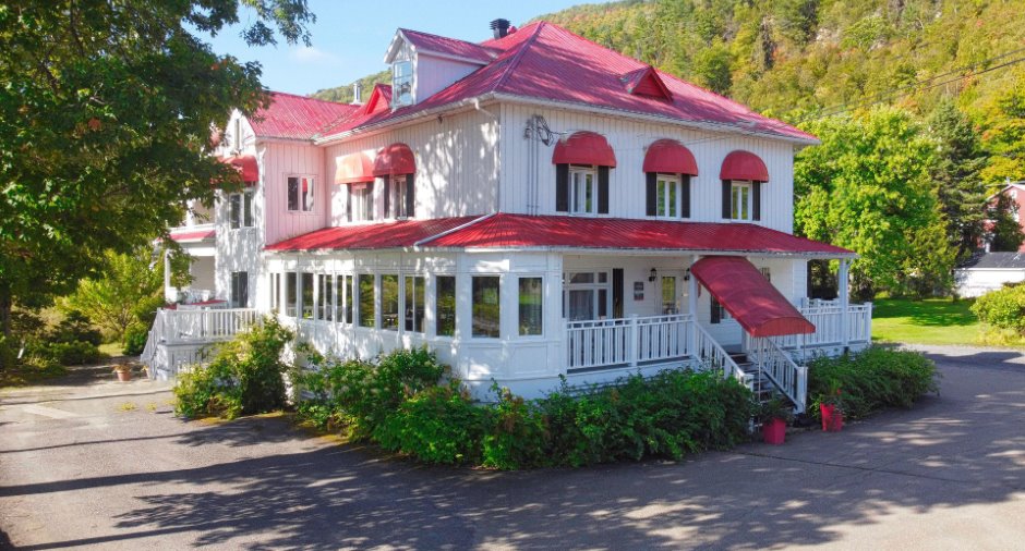 Façade