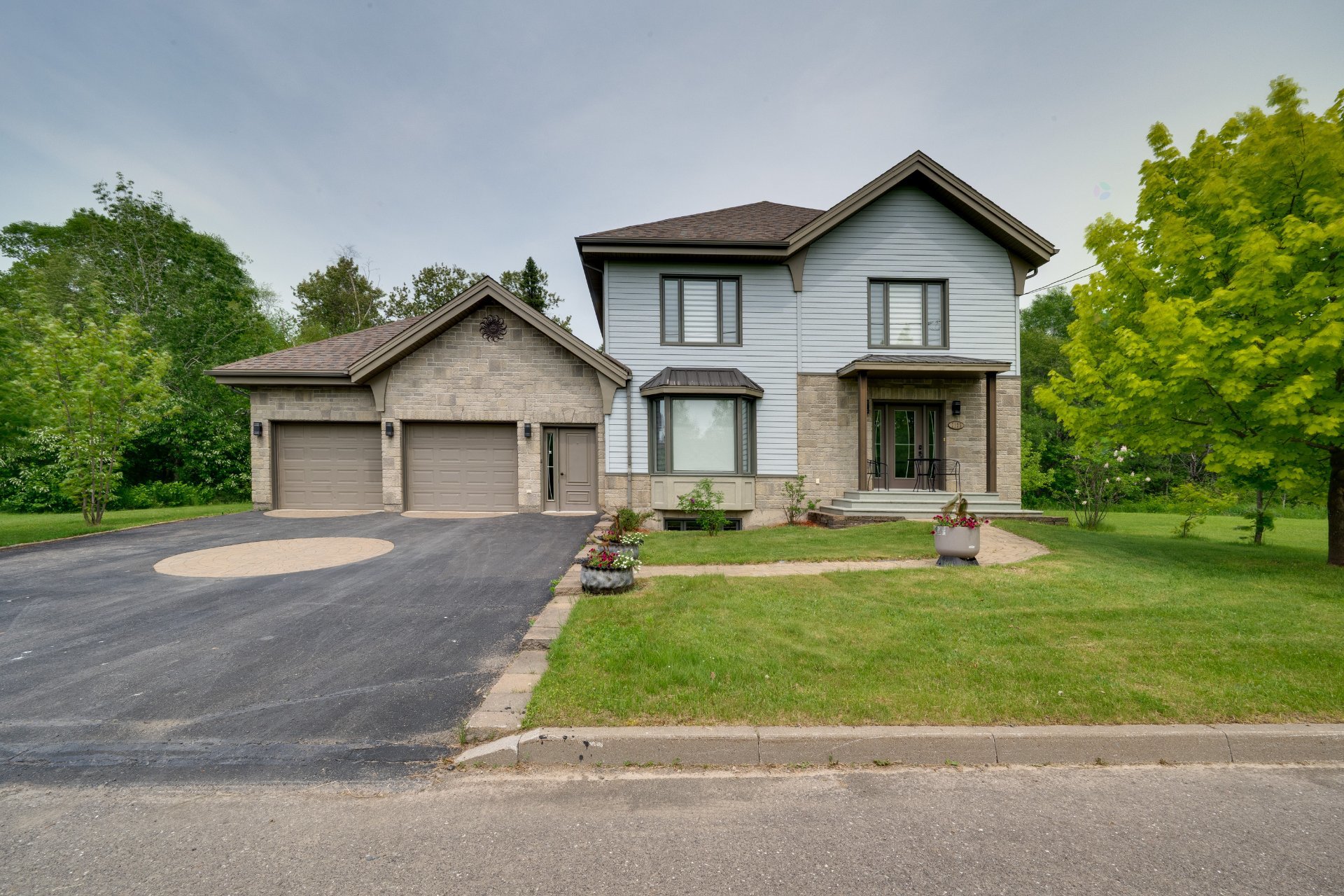 1125 Rue des Martins-Pêcheurs — photo 1