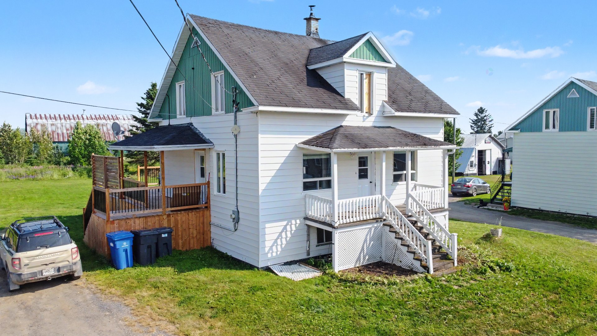 44 Rue Principale E. — photo 1