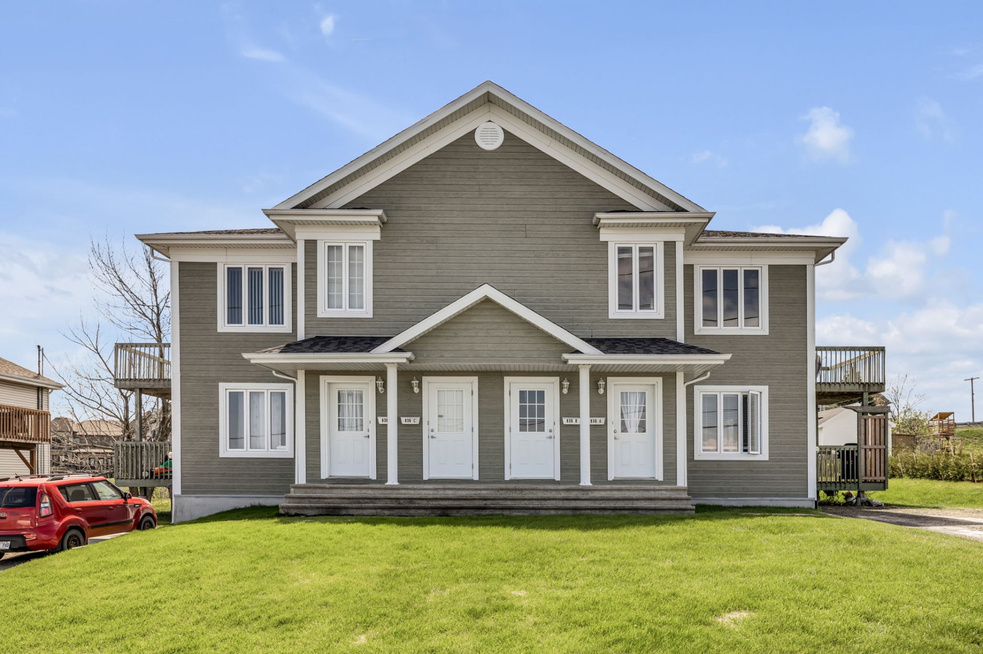Duplex for sale, Lévis