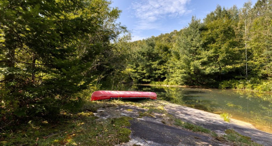 Accès au plan d'eau