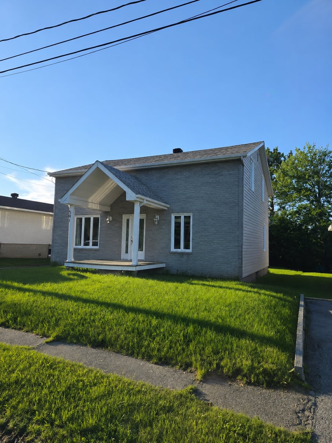 301 Rue Jeanne-d'Arc — photo 2