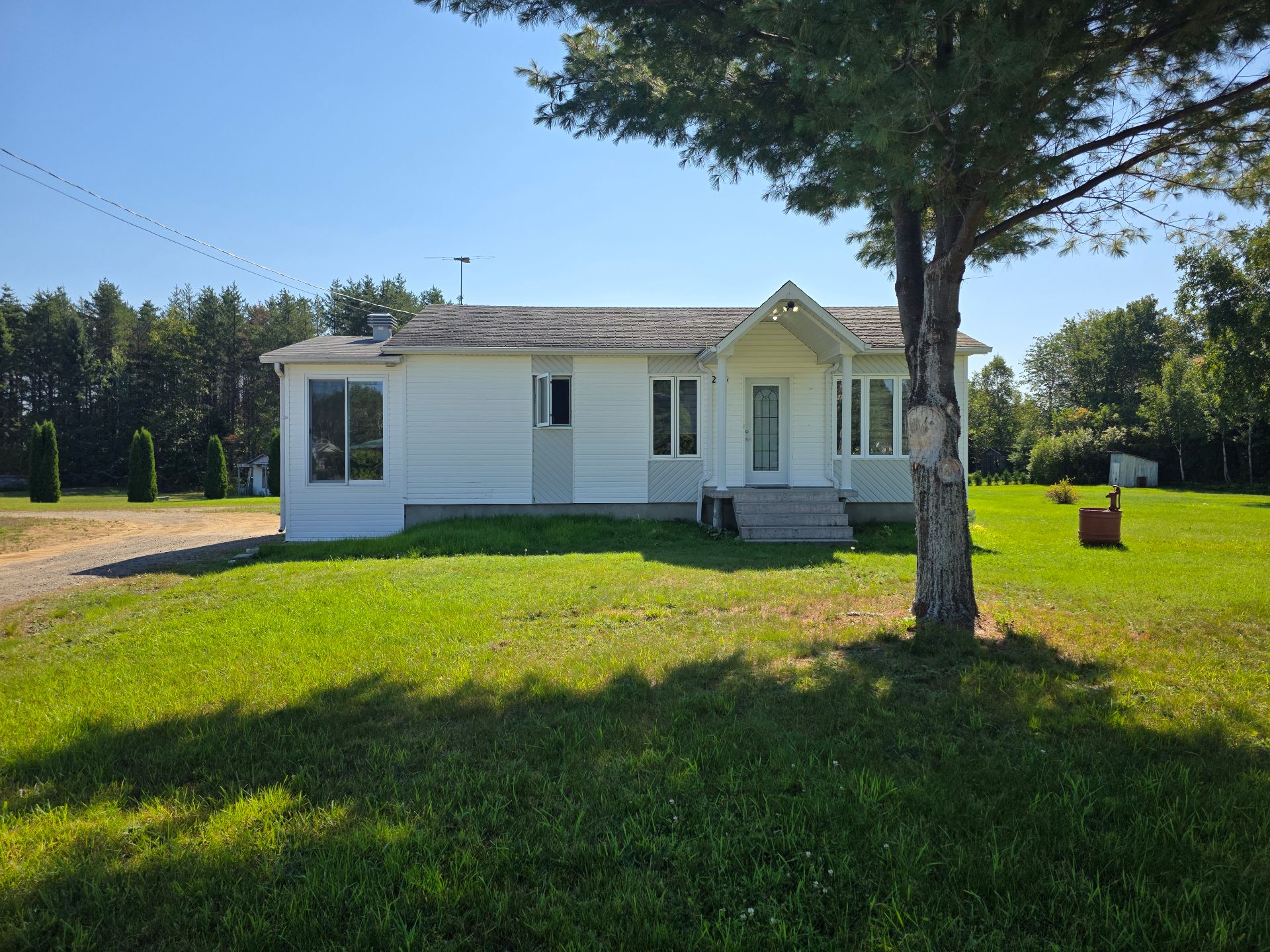 216 Rg Ste-Marie — photo 1