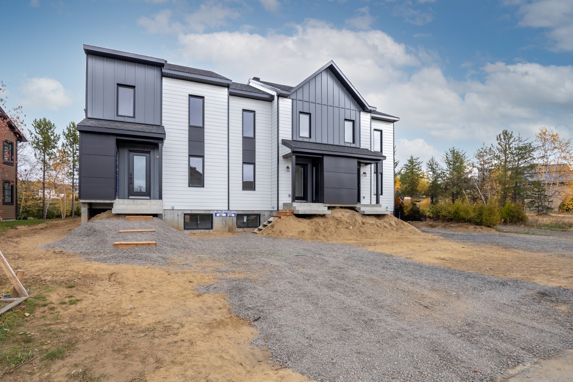 Two or more storey for sale, Saint-Ferréol-les-Neiges