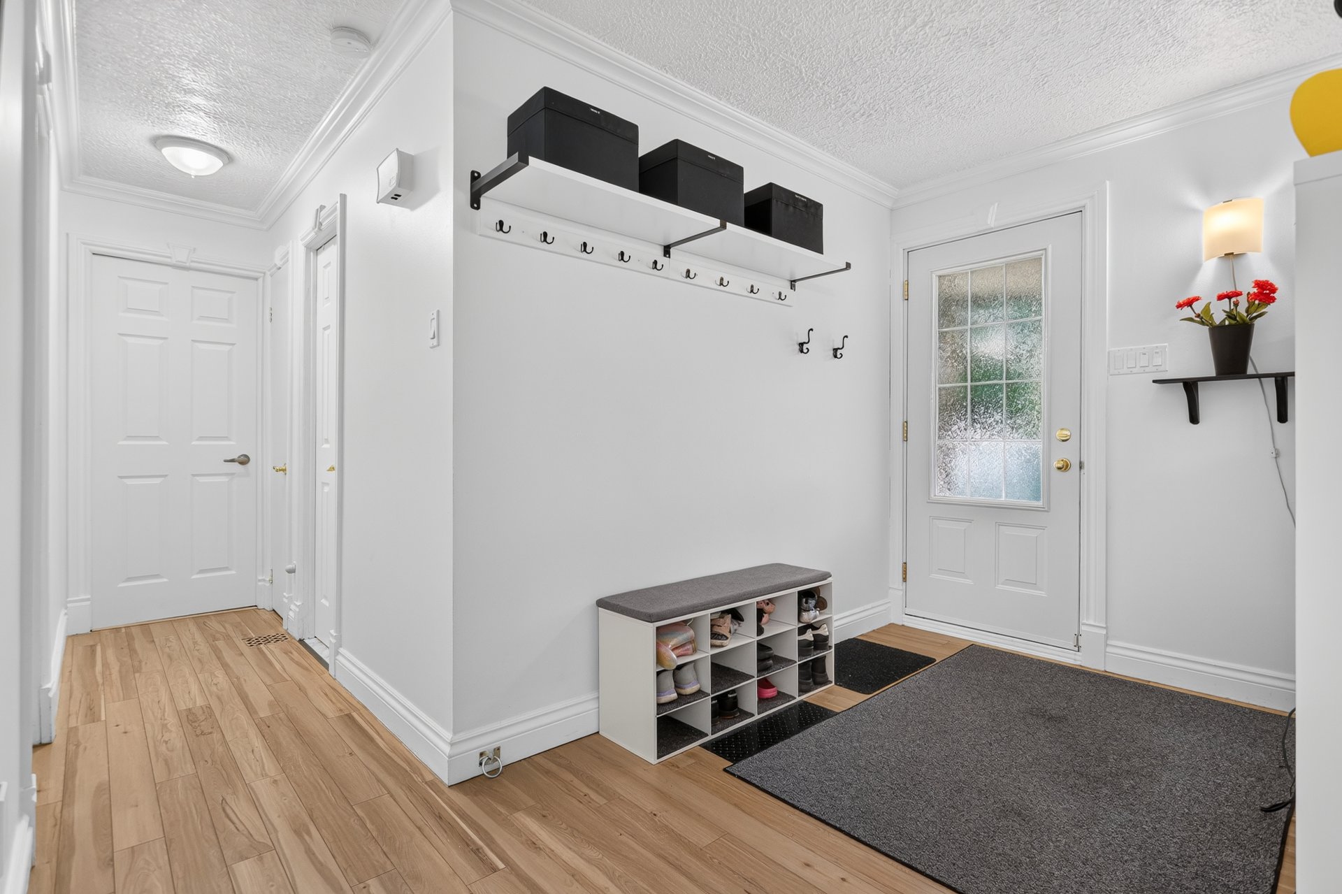 410 Rue Bellefeuille — photo 2