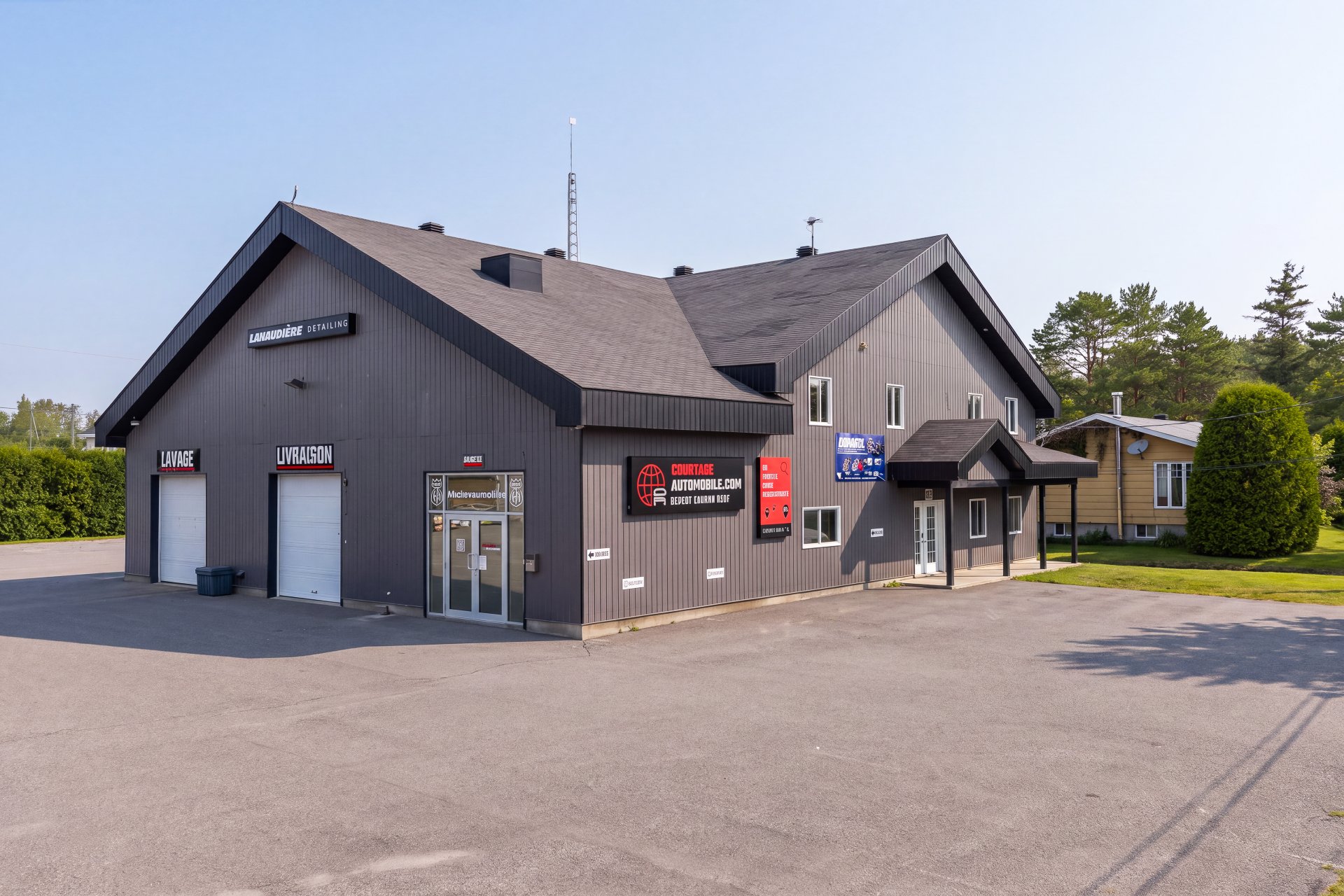 Location d'espace commercial/Bureau à louer, Saint-Ambroise-de-Kildare