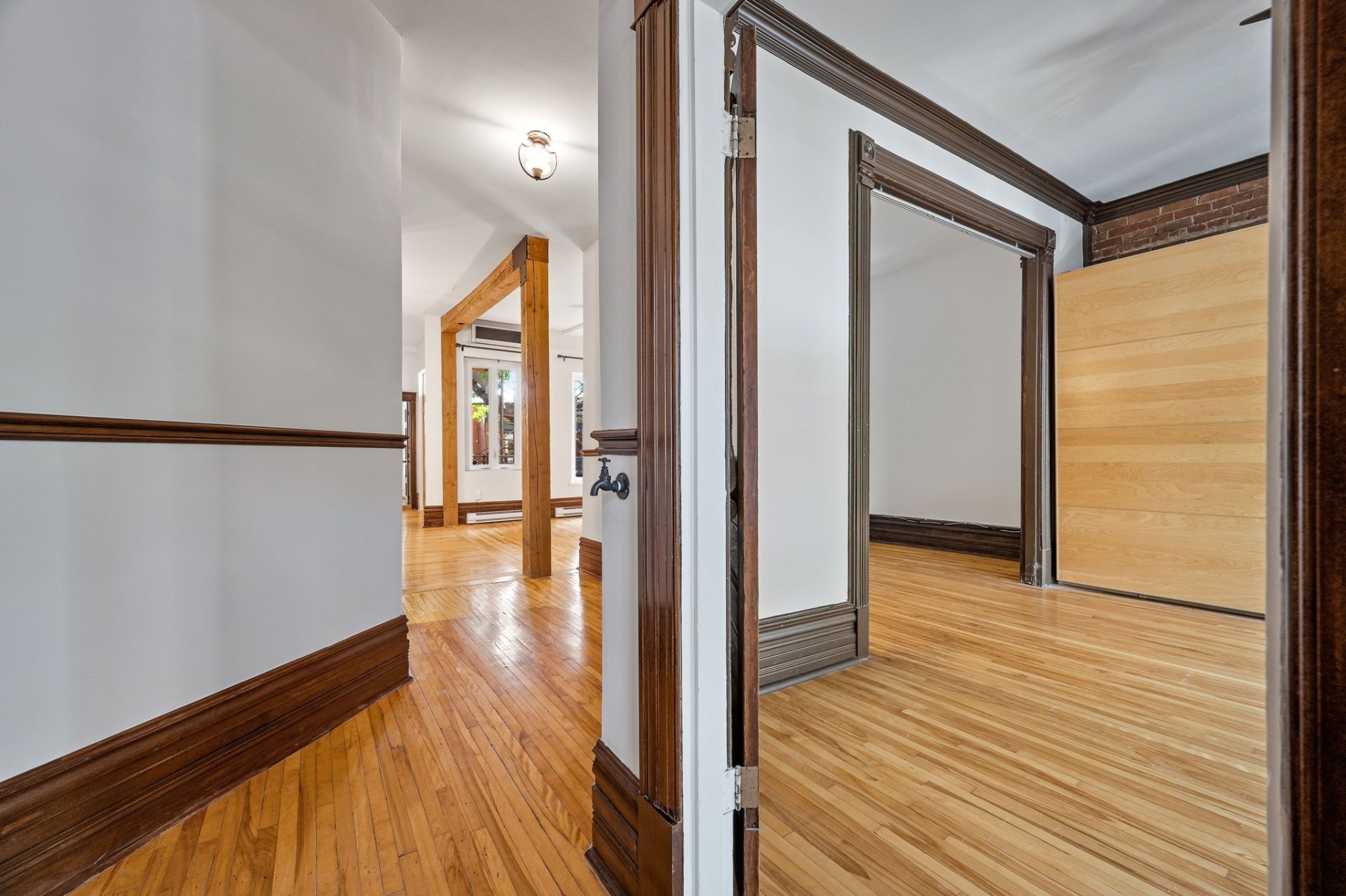 4322 Rue Berri — photo 2