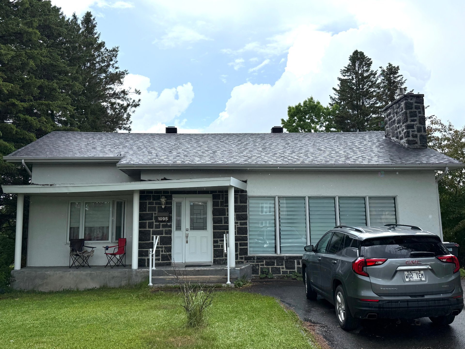 1095 Boul. Auger O. — photo 2