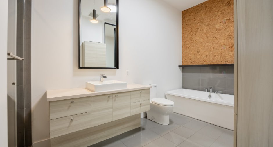 Salle de bains attenante à la CCP