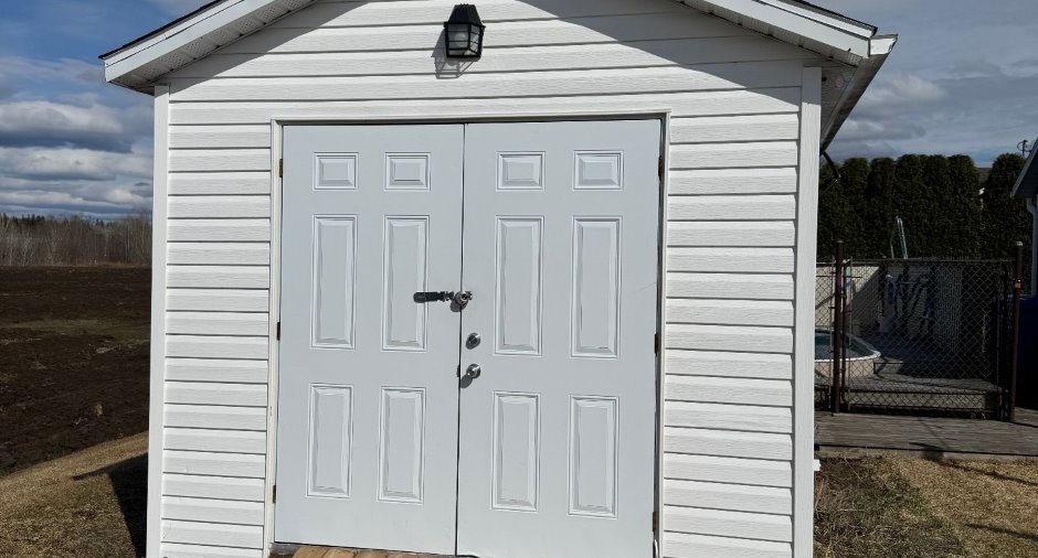 Shed