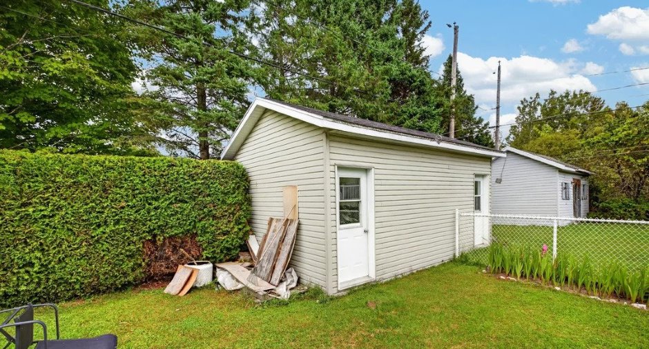 Shed