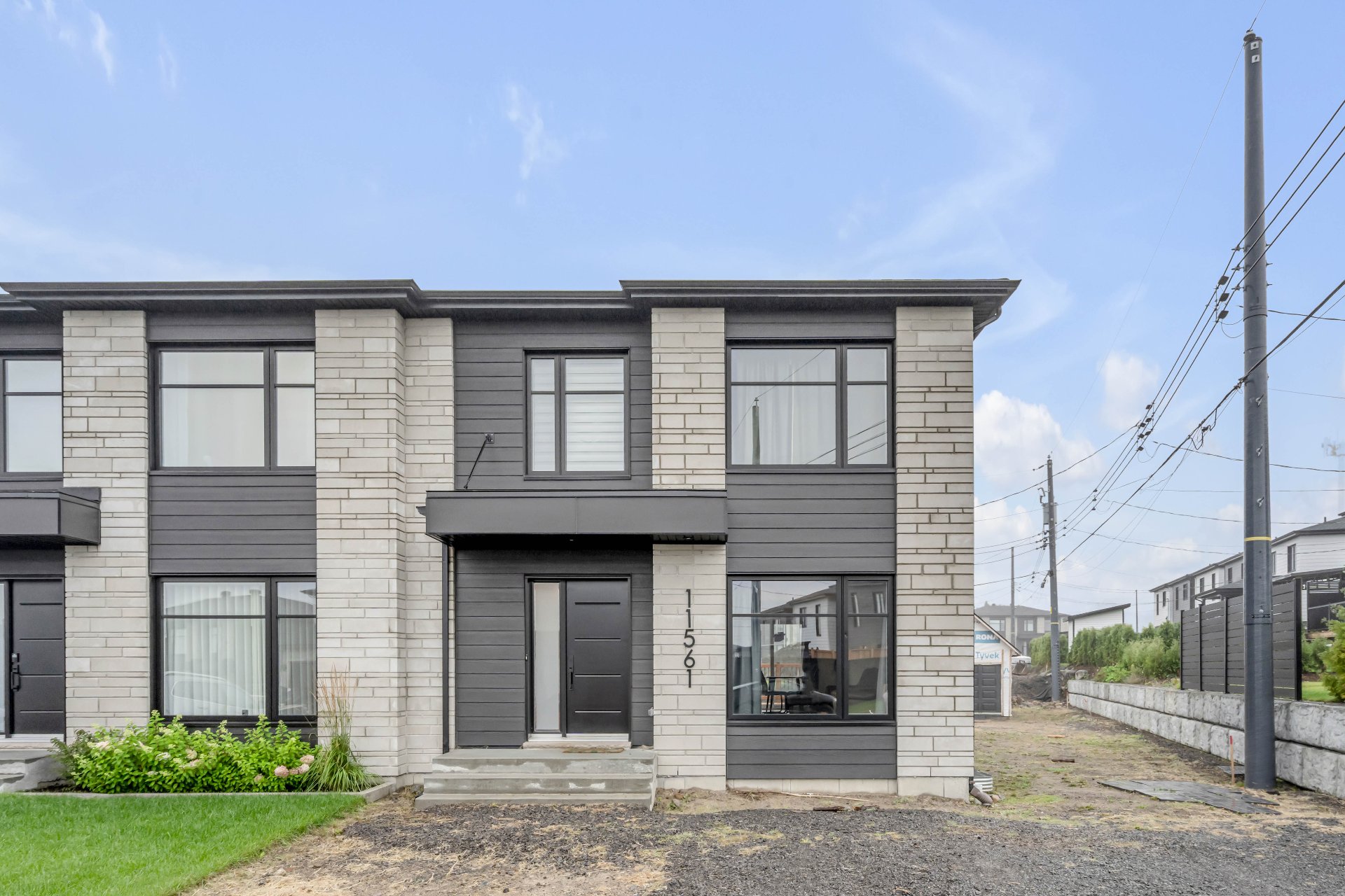 11561 Rue du Bran-de-Scie — photo 1
