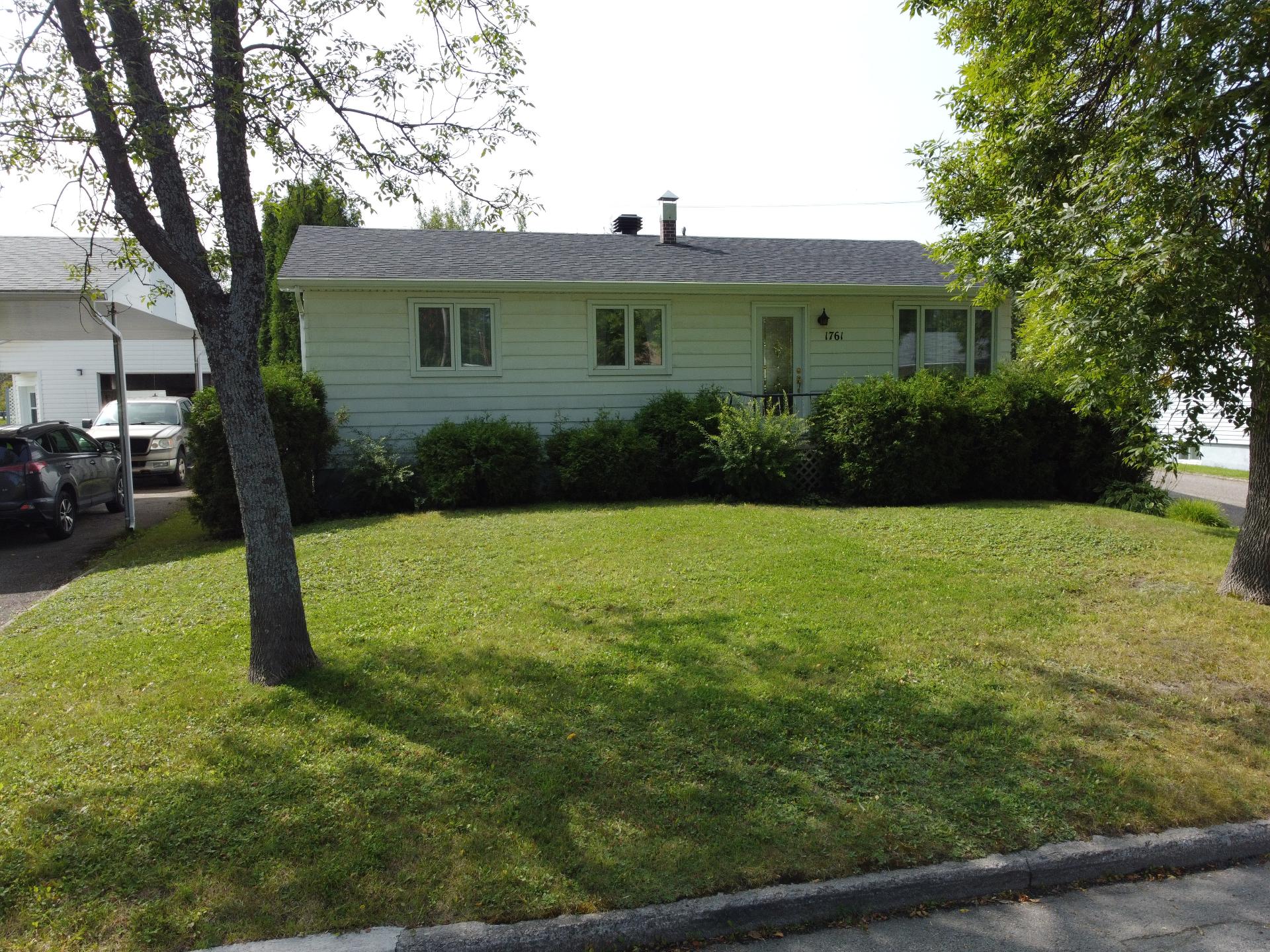 1761 Rue Fay — photo 1