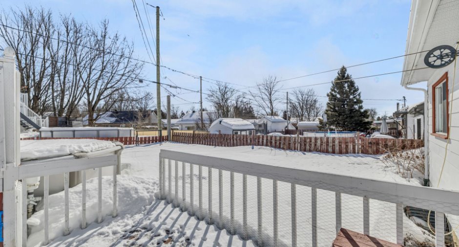 Cour
